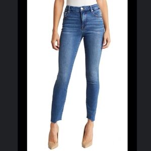 GOOD AMERICAN Good Legs Raw Hem Skinny Jeans 6/28
